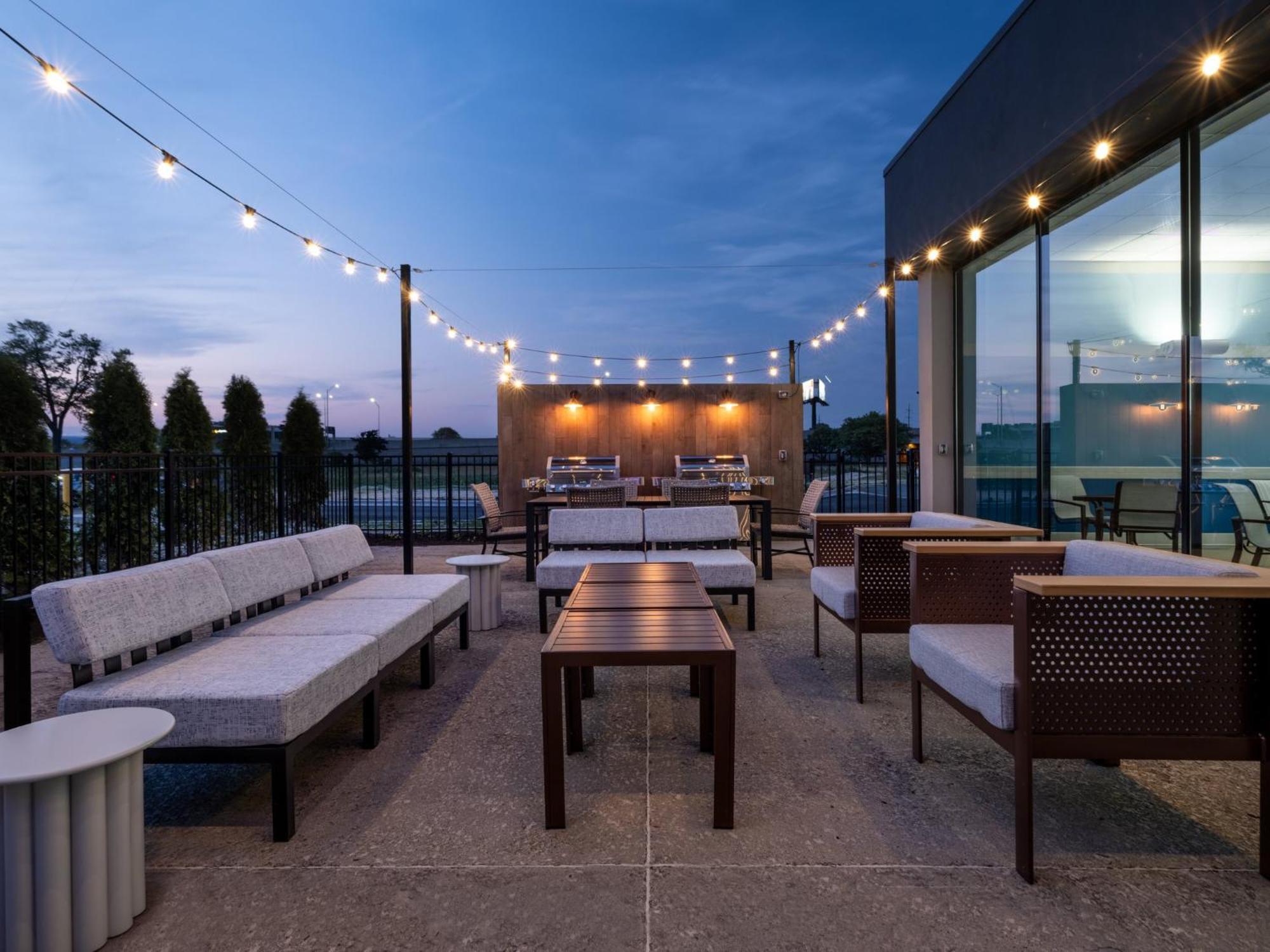 Staybridge Chicago O'hare - By Ihg Rosemont
