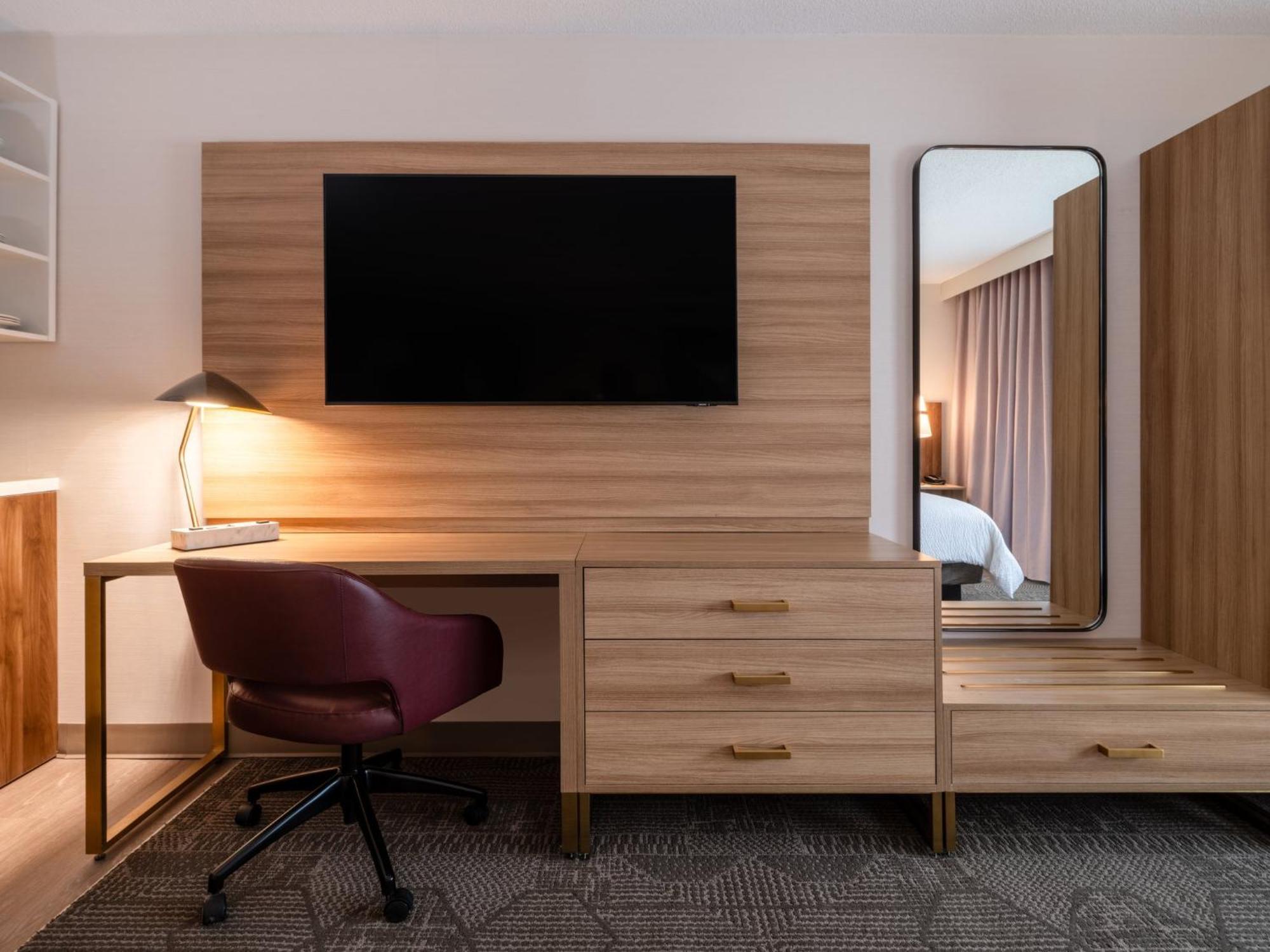 Hotel Staybridge Chicago O'hare - By Ihg