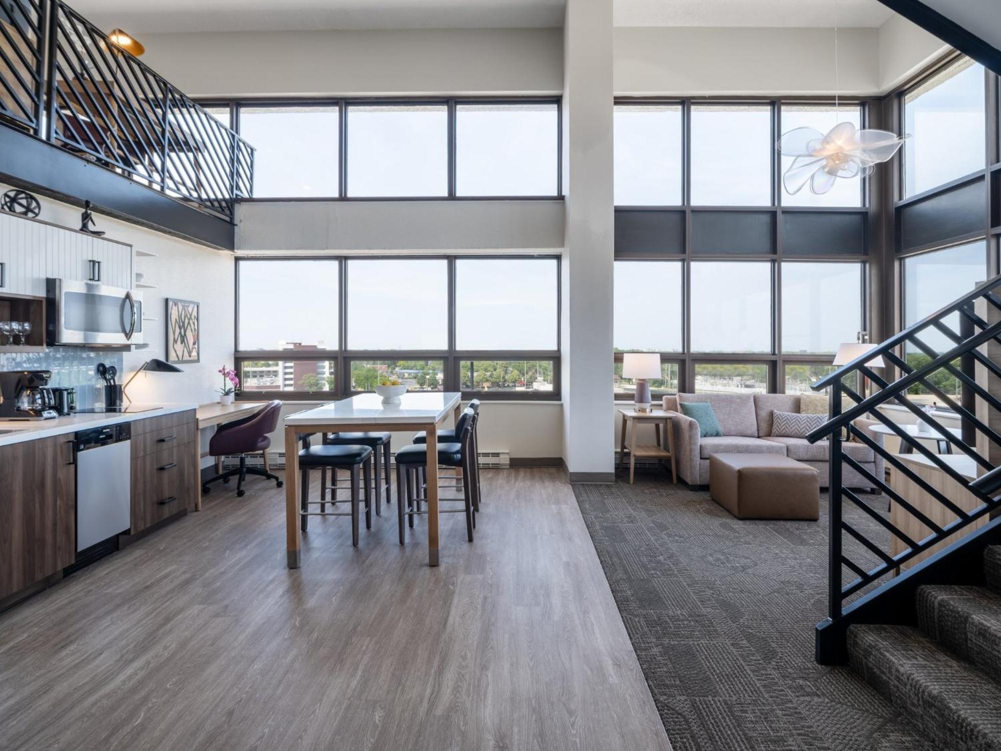 Staybridge Chicago O'hare - By Ihg Rosemont
