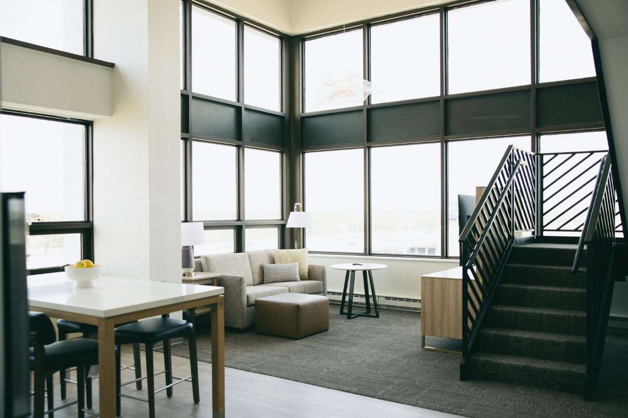 Staybridge Chicago O'hare - By Ihg Hotel Rosemont