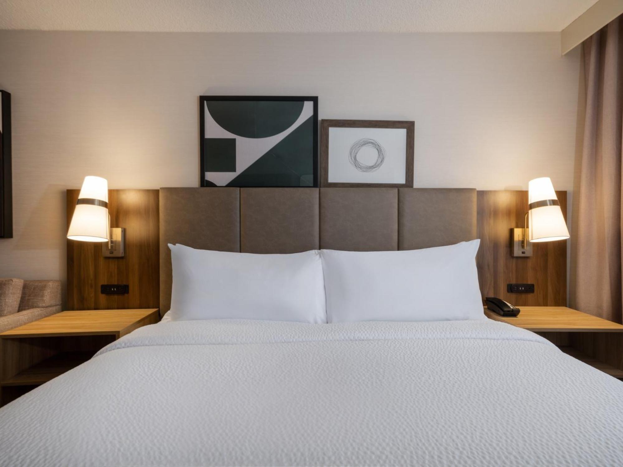 Staybridge Chicago O'hare - By Ihg Hotel