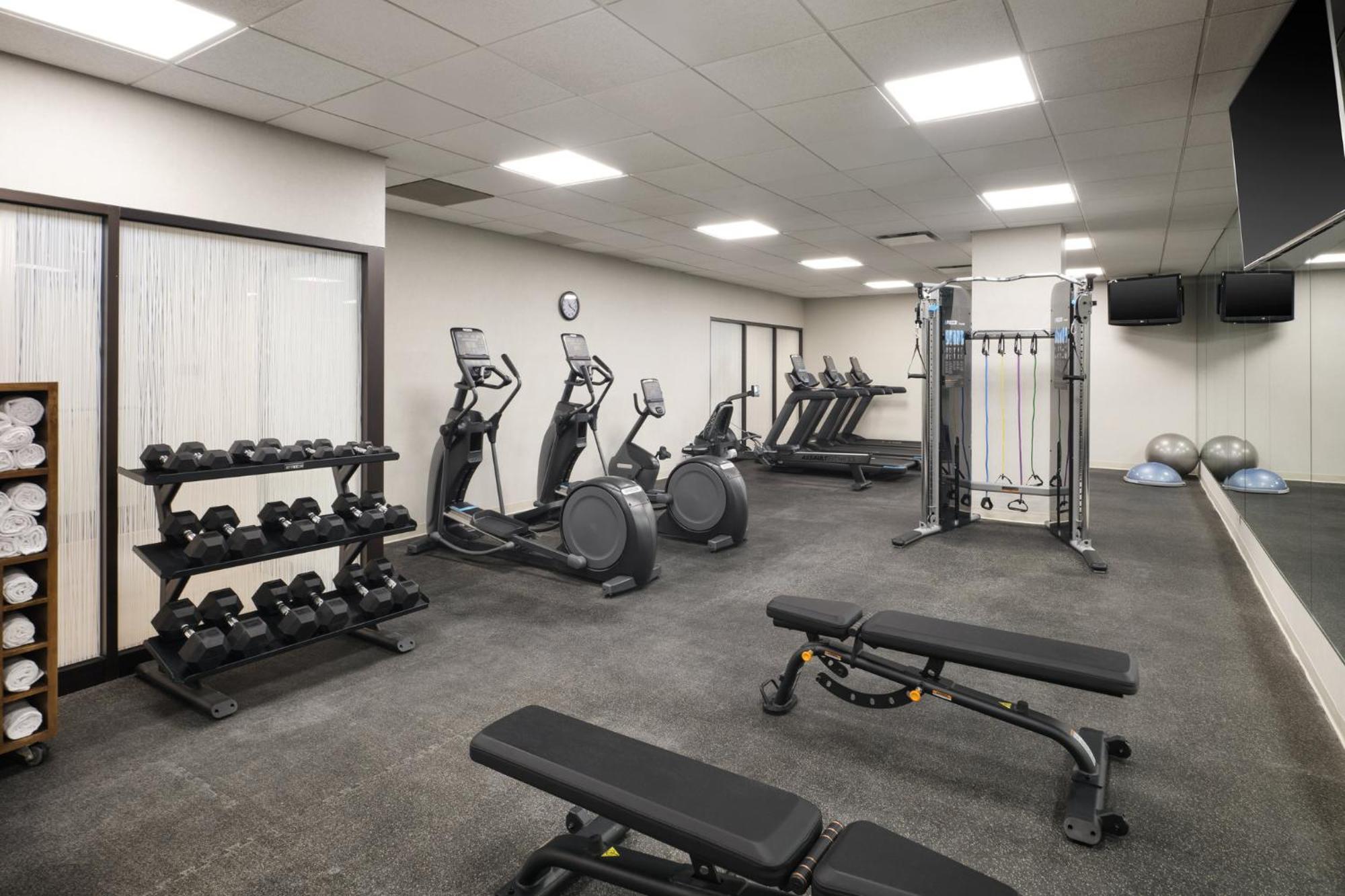 Staybridge Chicago O'hare - By Ihg Rosemont
